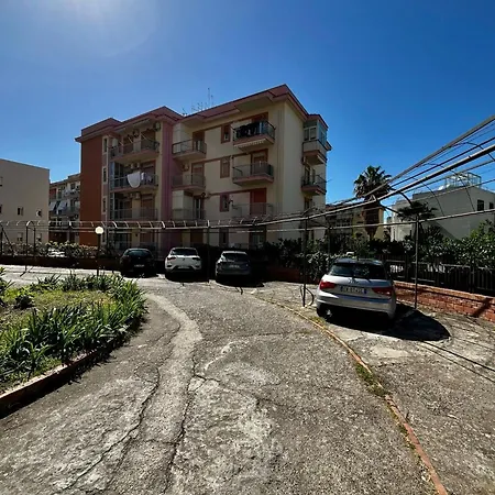 Apartamento New Sea House Vicino La Spiaggia Del Lungomare Cefalù