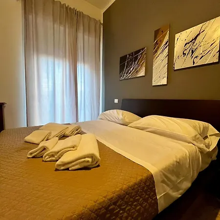 New Sea House Vicino La Spiaggia Del Lungomare * צ'פאלו