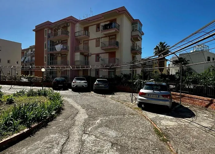 Lägenhet New Sea House Vicino La Spiaggia Del Lungomare Cefalù